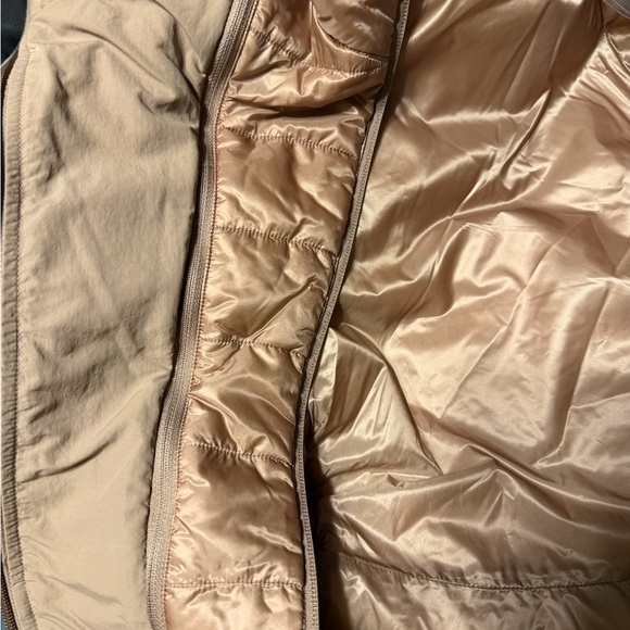 Lululemon vest - Picture 6 of 7